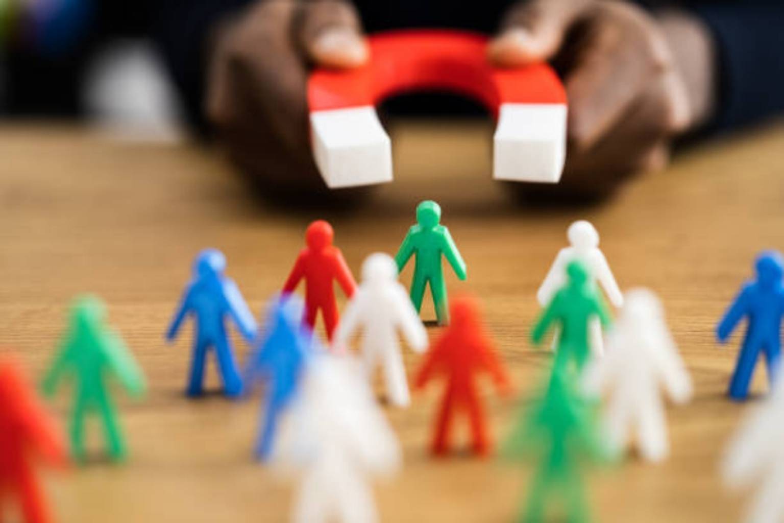 attracting qualified business leads